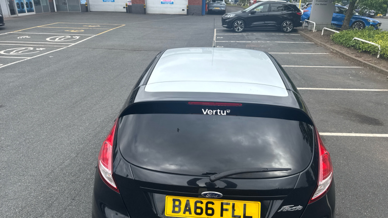 Ford Fiesta 1.25 82 Zetec 5dr Petrol Hatchback